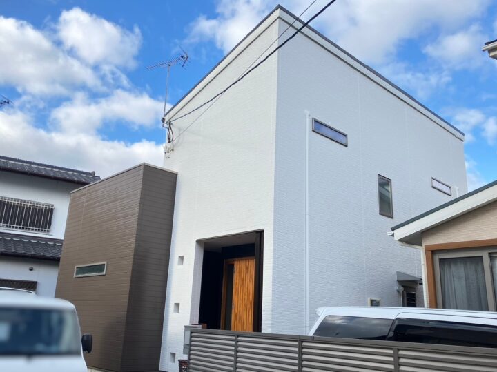 大野城市M様　超低汚染塗料でコケや汚れを改善した外壁・屋根塗装