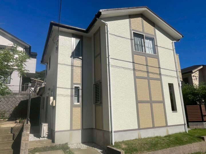 下関市K様邸　超低汚染塗料でワントーン明るい印象に仕上げた外壁・屋根塗装