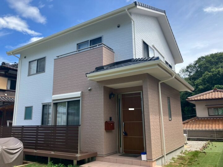 下関市I様邸　ホワイト×ベージュのツートンカラーでオシャレに仕上げた外壁塗装