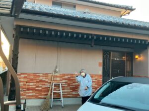 北九州市で壁の汚れやひび割れを解決したお客様の声