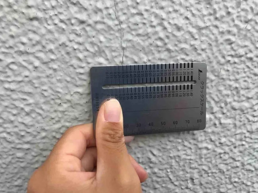 モルタル壁クラック